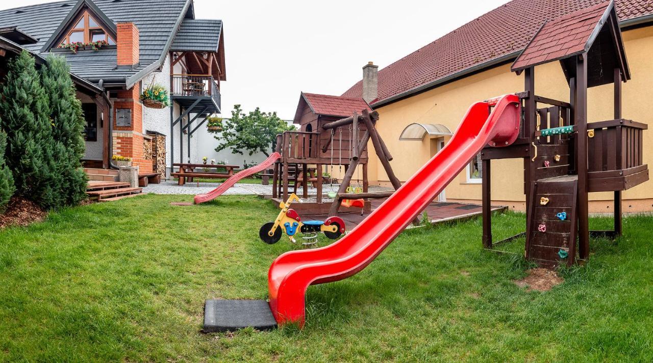 Penzion U Kapličky Mala Hrastice Exteriér fotografie