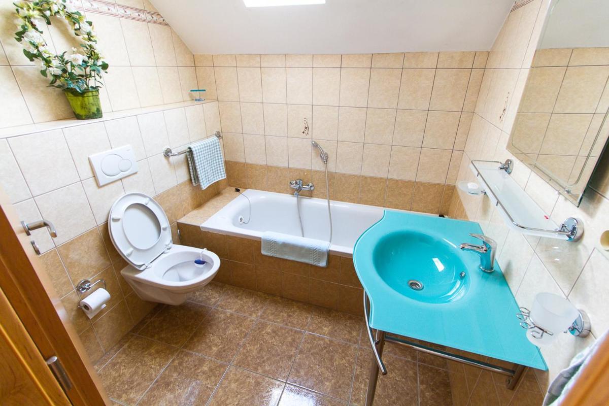 Penzion U Kapličky Mala Hrastice Exteriér fotografie