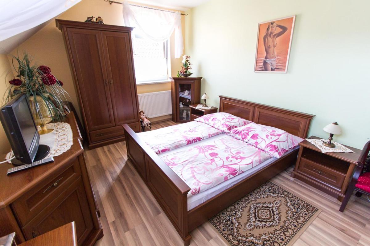 Penzion U Kapličky Mala Hrastice Exteriér fotografie